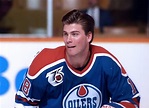 Edmonton Oilers' Forgotten Greats: Craig Simpson - The Hockey Writers ...