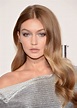 Gigi Hadid Model Makeup - irene-montero