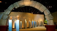 Visite Museu Romano-Germânico em Centro histórico de Colônia | Expedia ...