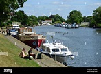Riverside view, River Thames, Sunbury-on Thames, Surrey, England ...