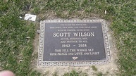Scott Wilson Grave Los Angeles CA USA 2-27-2020 The Walking Dead - YouTube