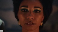Who plays Cleopatra in the Netflix series?