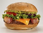 Burger mit Rinderhackfleisch und Meersalz fein - Rezept mit Video ...