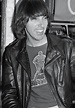 Fotos: 10 anos da morte de Johnny Ramone: relembre a trajetória do ...