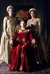 Queen Anne Boleyn and her Ladies in waiting | Tudor costumes ...