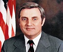 Walter Mondale Biography - Childhood, Life Achievements & Timeline