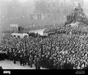 Prag, Tschechoslowakei 1948, manifestiert sich kommunistische Partei am ...