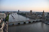 File:River Thames and Westminster Bridge, London-17Aug2009.jpg - Wikipedia