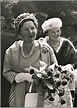 Koningin Juliana en Prinses Beatrix Dutch Princess, Royal Princess ...