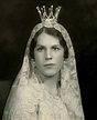 The Royal Order of Sartorial Splendor: Tiara Tuesday: Countess Estelle ...
