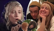 Hayley Williams & Paramore Guitarist Taylor York Are Officially Dating ...