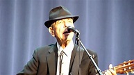 Leonard Cohen Live in Berlin Suzanne - YouTube