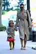 Irina Shayk y su hija usan abrigos a juego en Nueva York: Pic ...