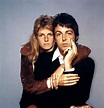Paul and Linda McCartney, early 1970s by Francesco Scavullo. : r/1970s