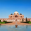 New Delhi: the scent of India - New Delhi Travel Guide