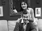 Johnny Carson's Second Wife 'Wore out a Set of Suitcases' During Their ...