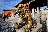为什么故宫里的铜狮子，游客一定不能摸？背后真相让人吓一身冷汗_百科TA说
