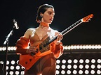 Learn to play guitar like St Vincent in five minutes