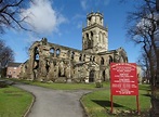 Pontefract, Yorkshire - History, Travel, and accommodation information