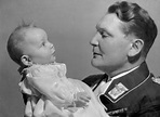Hermann Goering with his daughter Edda, 1939 – History of Sorts