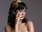 Katy Perry biography, birth date, birth place and pictures