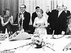 Margot Honecker: Die Beerdigung in Santiago de Chile - DER SPIEGEL