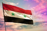 Flatternde Flagge Der Syrischen Arabischen Republik Auf Dem Klaren ...