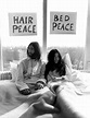 John Lennon et Yoko Ono - Rétro : au lit avec les stars ! - Elle