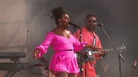 Liniker - Presente (Ao Vivo) @ Primavera Sound São Paulo - YouTube