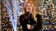Watch The Kelly Clarkson Show Highlight: Kelly Performs Her Christmas ...