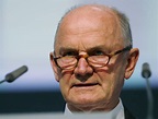 Ferdinand Piech, longtime Volkswagen patriarch, dies at 82