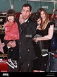 Adam Sandler con su esposa y sus hijos Adam Sandler es honrado en el ...