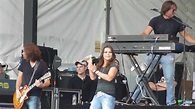 Gretchen Wilson - I Got Your Country Right Here, Live at The Innsbrook ...