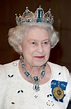 A Look at Queen Elizabeth’s Most Extravagant Tiaras | Queen elizabeth ...
