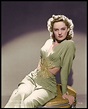 Alexis Smith 1921 - 1993 | Alexis smith, 50s women, 40s fashion