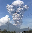 Strong explosion of Santa Maria volcano, Guatemala in pictures ...