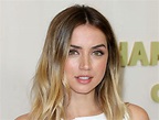 Ana de Armas Net Worth 2020, Age, Height, Bio, Wiki, Husband, Family ...