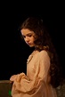 Juliet Capulet (Hailee Steinfeld) in "Romeo & Juliet" (2013) Story ...