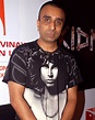 Sanjay Gadhvi movies, filmography, biography and songs - Cinestaan.com