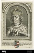 . Retrato busto de Lotario II, con corona. Lleva un manto y una cadena ...