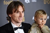 Real Madrid's Croatian midfielder Luka Modric and his daughter pose ...