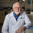 Arthur D. Riggs, 82, Dies; Led Team That Invented Artificial Insulin ...