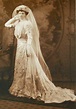 Marjorie Merriweather Post 1905 wedding portrait | Wedding gowns ...