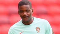 William Carvalho: Norwich in transfer talks over signing Portugal ...