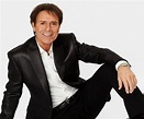 Cliff Richard Biography - Facts, Childhood, Family Life & Achievements