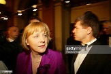 Cdu Politikerin Angela Merkel Und Lebensgefährte Joachim Sauer Beim ...