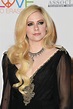 Avril Lavigne anuncia retorno e fala sobre sua luta contra doença grave ...
