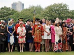 Buckingham Palace garden party - CBS News