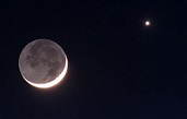 Venus and the moon: What's going on in the sky tonight
