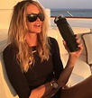 Elle Macpherson Instagram: Supermodel is SAVAGED for poolside snap for ...
